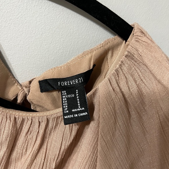 F21 beige crop top open back - Picture 2 of 5